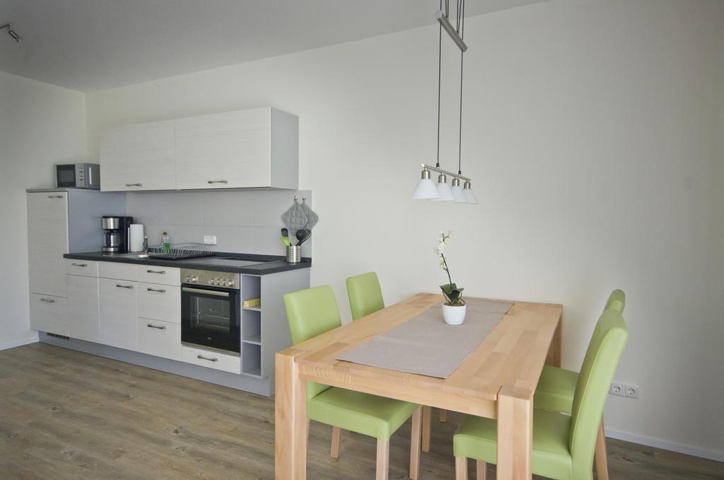 Appartements Am Kurpark Бад Виндсхайм Стая снимка