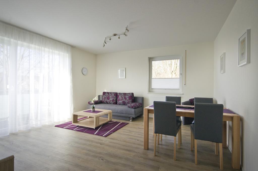 Appartements Am Kurpark Бад Виндсхайм Стая снимка